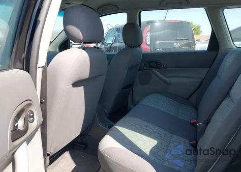 2005 Ford Focus Zxw z USA, uszkodzony, nr VIN 1FAFP36N75W267320